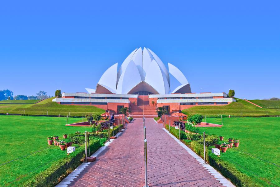 Delhi Temples and Spiritual Sites Tour – 8 Hours