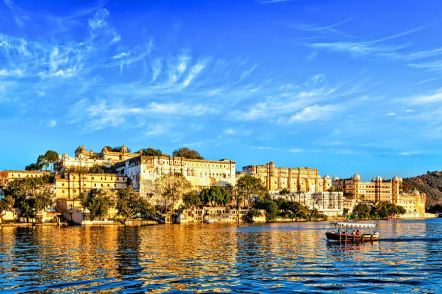 Golden Triangle Tour with Udaipur 8 Days